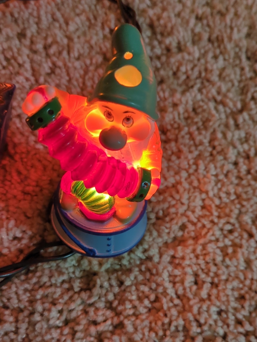 Disney Snow White Christmas Lights - Picture 5 of 6
